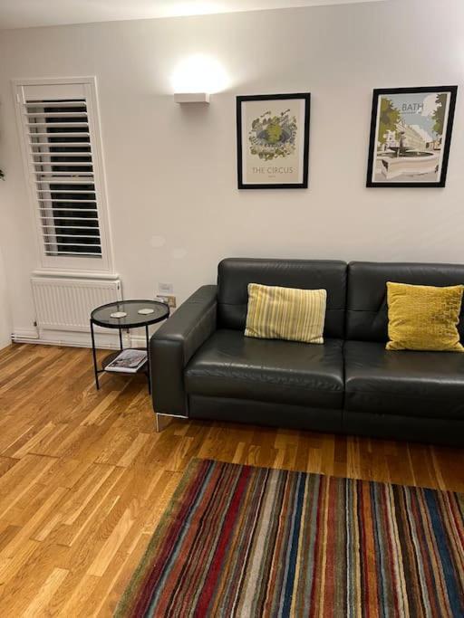***Spotless, Bright 1 Double Bed Apartment*** บาธ ภายนอก รูปภาพ